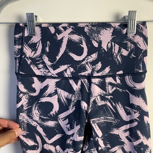 Lululemon Wunder Under High-Rise Tight *Full-On Luxtreme 28" - Picture 8 of 10